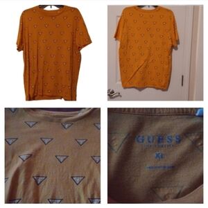 🌺Guess Orange Graphic Tee